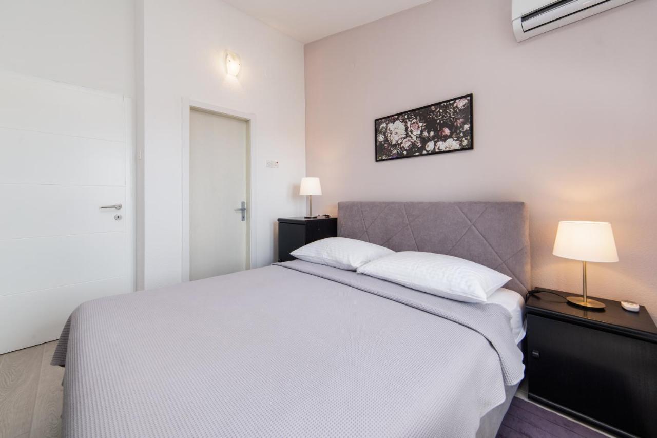 Apartments Divna Baska Voda Ngoại thất bức ảnh