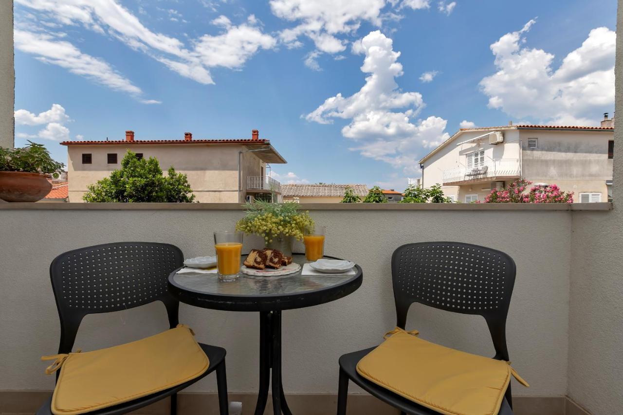Apartments Divna Baska Voda Ngoại thất bức ảnh
