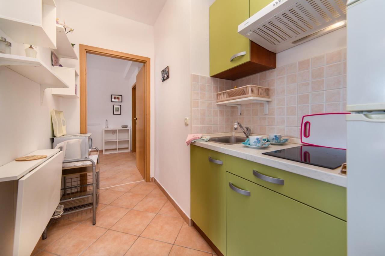 Apartments Divna Baska Voda Ngoại thất bức ảnh