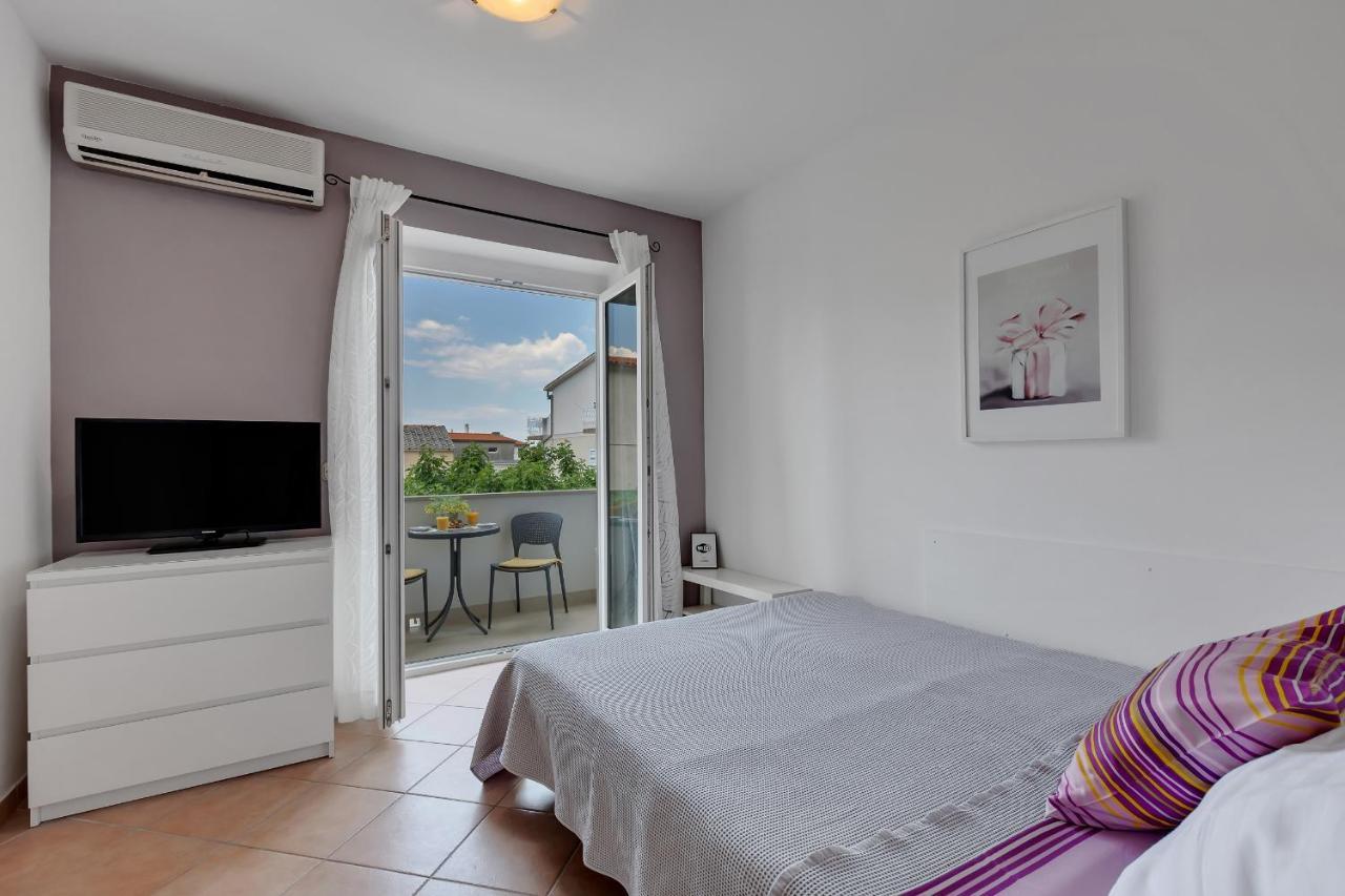 Apartments Divna Baska Voda Ngoại thất bức ảnh