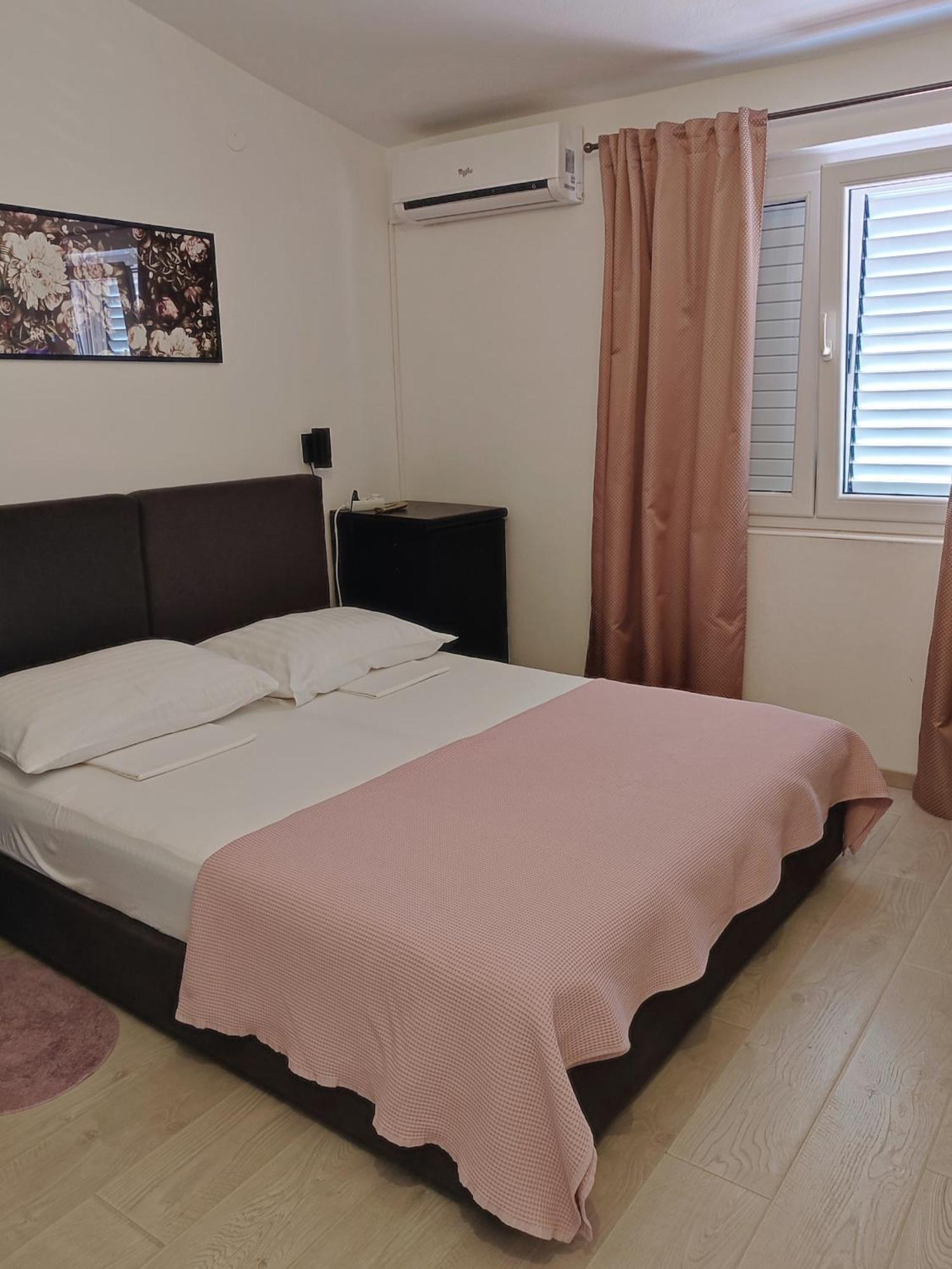 Apartments Divna Baska Voda Ngoại thất bức ảnh
