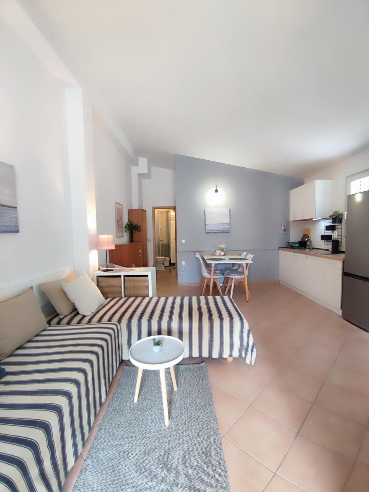 Apartments Divna Baska Voda Ngoại thất bức ảnh