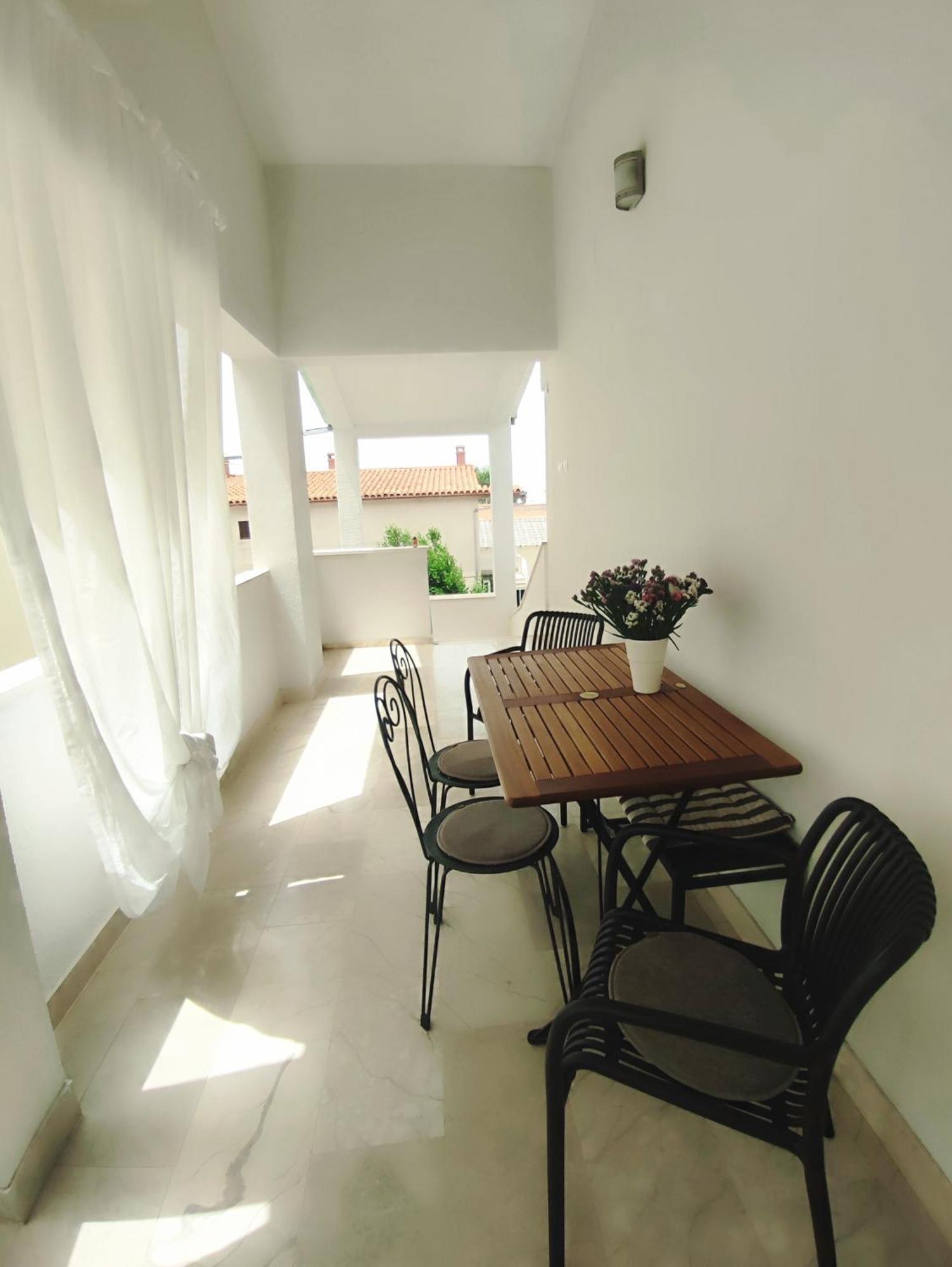 Apartments Divna Baska Voda Ngoại thất bức ảnh