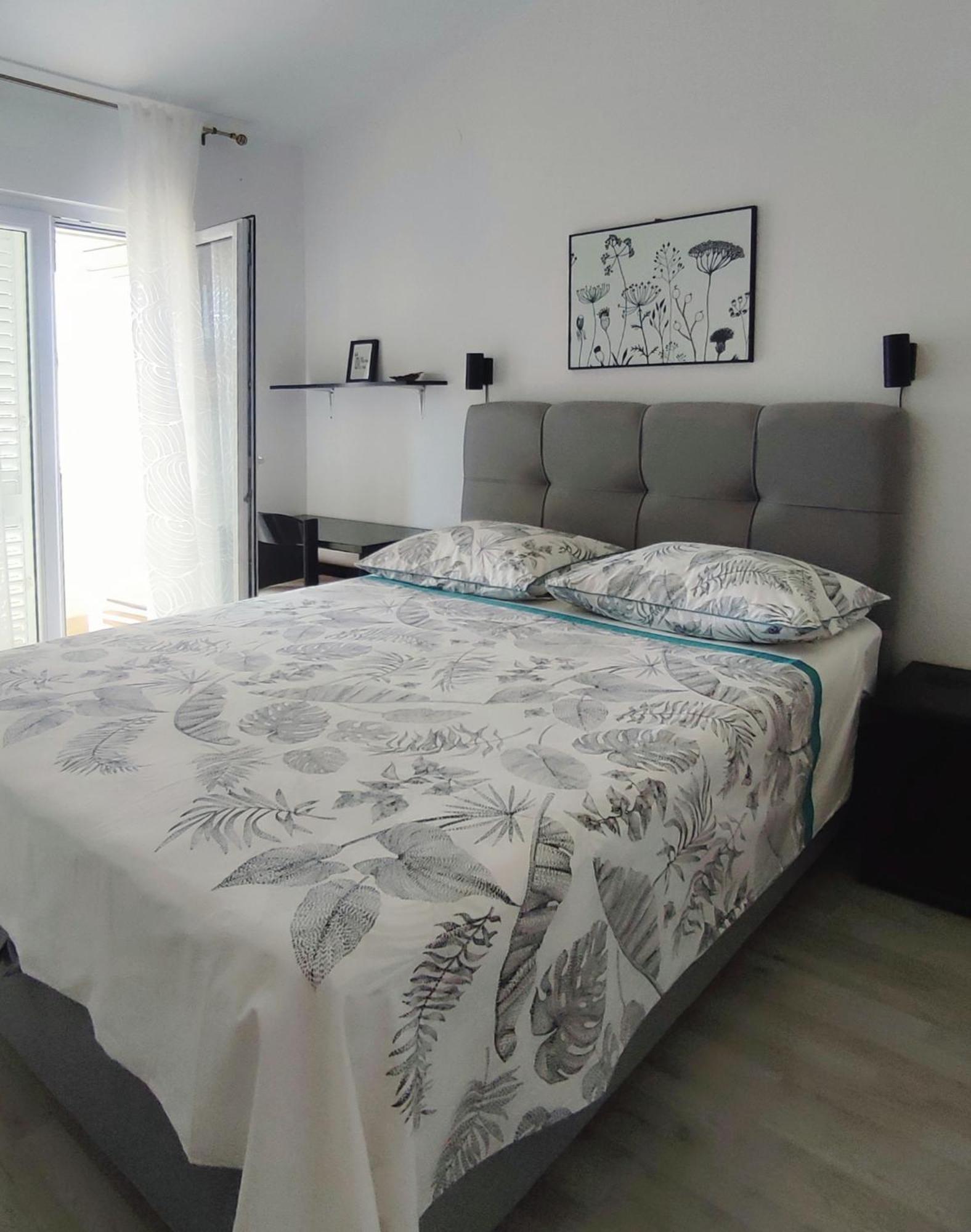Apartments Divna Baska Voda Ngoại thất bức ảnh